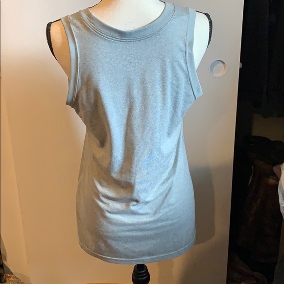 Nike Dri-Fit tank top - Picture 2 of 3